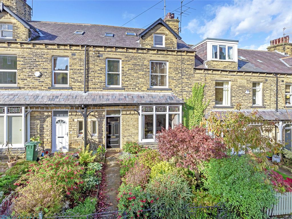 5 bed terraced house for sale in Lister Street, Ilkley, West Yorkshire