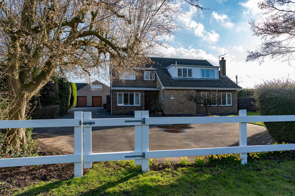 4 bed detached house for sale in Wargate Field Lane, Gosberton, Spalding PE11 Zoopla