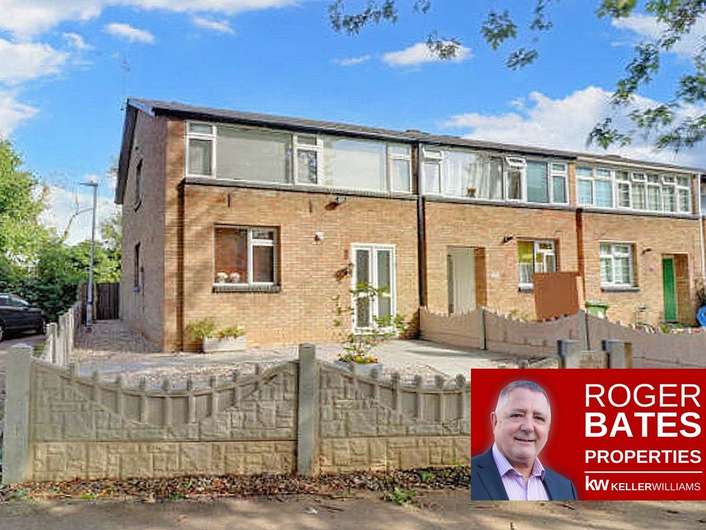 4 bed end terrace house for sale in Rise Park, Lee Chapel North