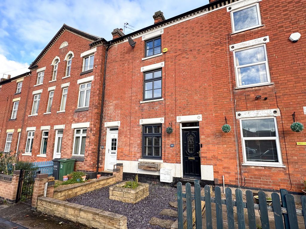 3 bed town house for sale in Loughborough Road, Mountsorrel LE12, £