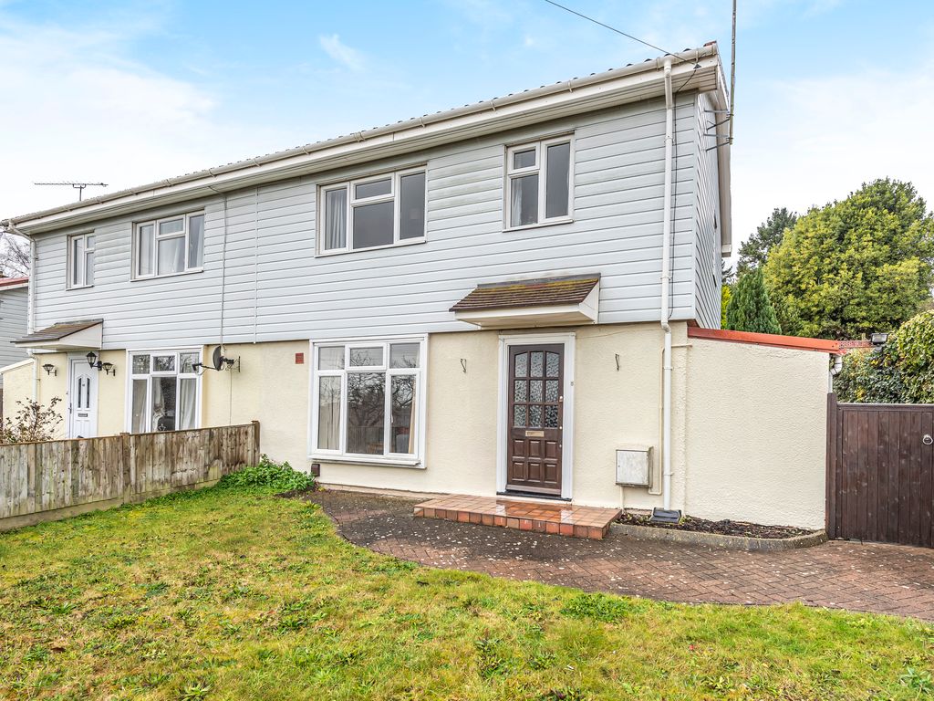 4 bed semidetached house for sale in Walpole Road, Stanmore