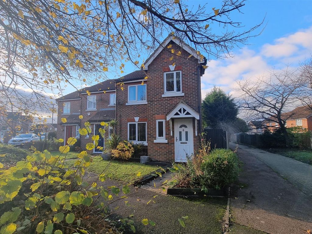 3 bed end terrace house for sale in Westbury Rise, Church Langley CM17