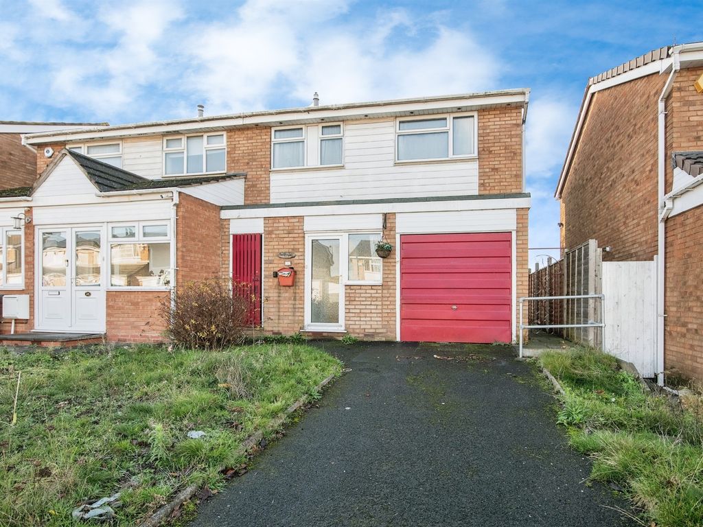 3 bed semidetached house for sale in Francis Ward Close, West Bromwich