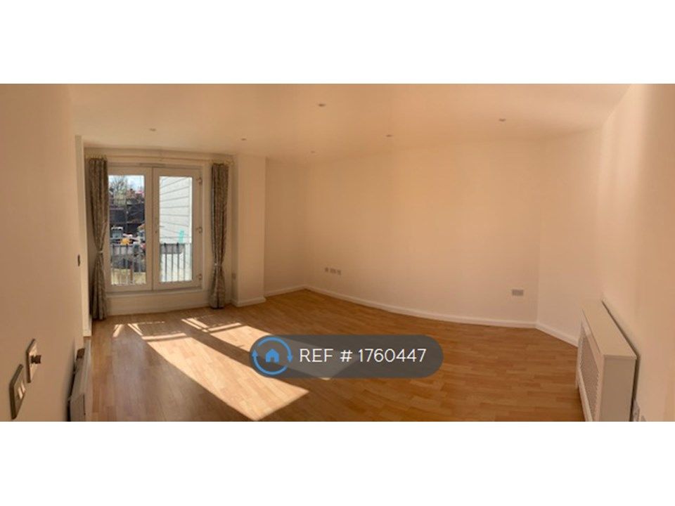 2 bed flat to rent in Hildenbrook House, Tonbridge TN9 Zoopla