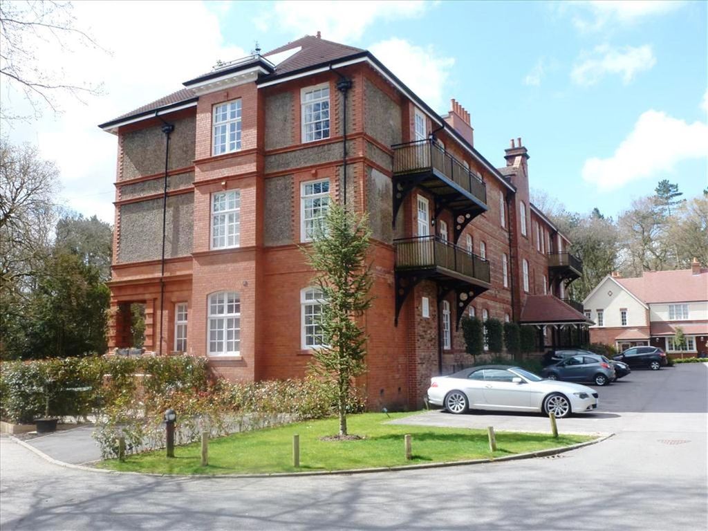 2 bed flat for sale in Kingswood Park, Kingswood, Frodsham WA6 Zoopla