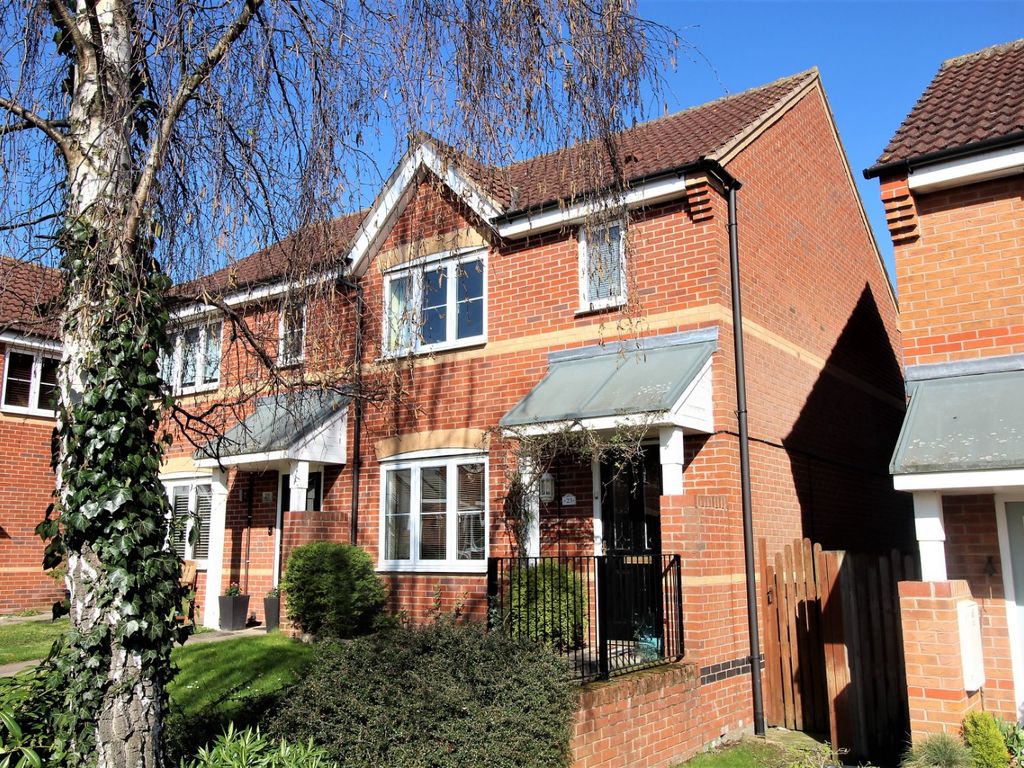 3 bed end terrace house for sale in Langold Drive, Norton, Doncaster