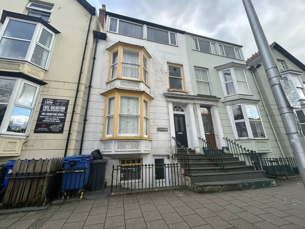 Room to rent in North Parade, Aberystwyth SY23, £525 pcm Zoopla