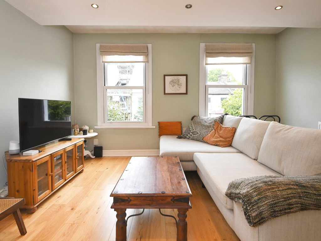 Worsley Road, London E11  