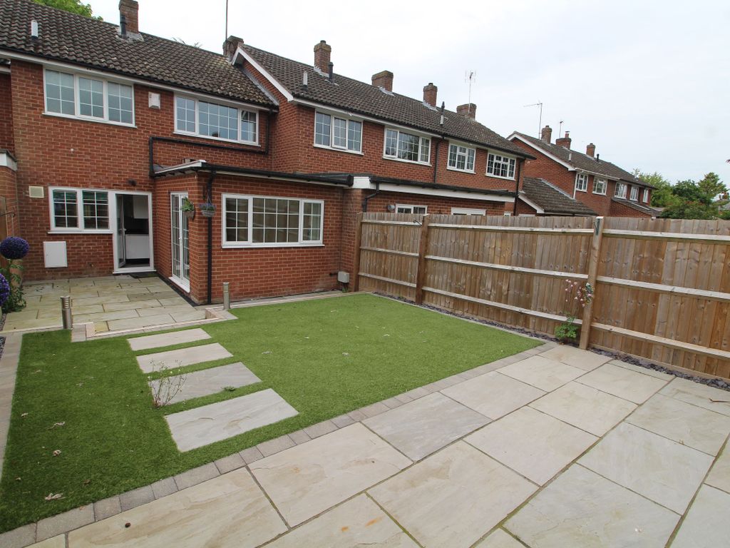 3 bed terraced house for sale in Shepperton Close, Castlethorpe, Milton
