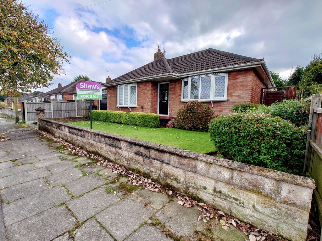 2 bed detached bungalow for sale in Derby Road, Talke, StokeOnTrent ST7, £165,000 Zoopla