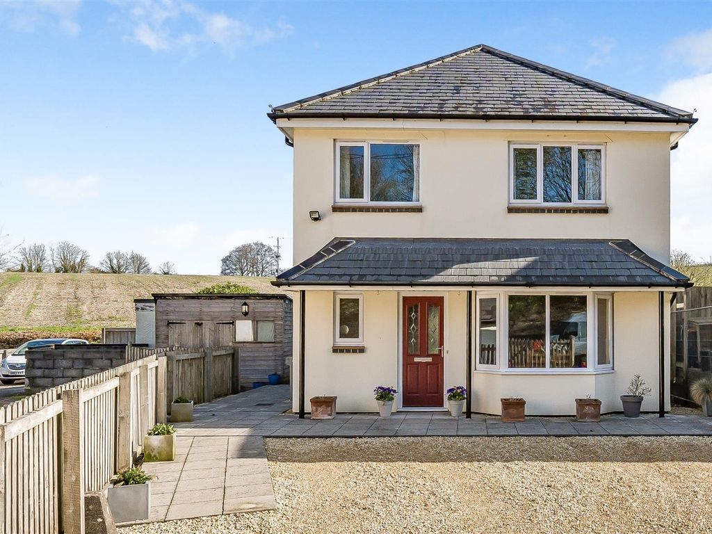 4 bed detached house for sale in Shrewton Road, Chitterne, Warminster