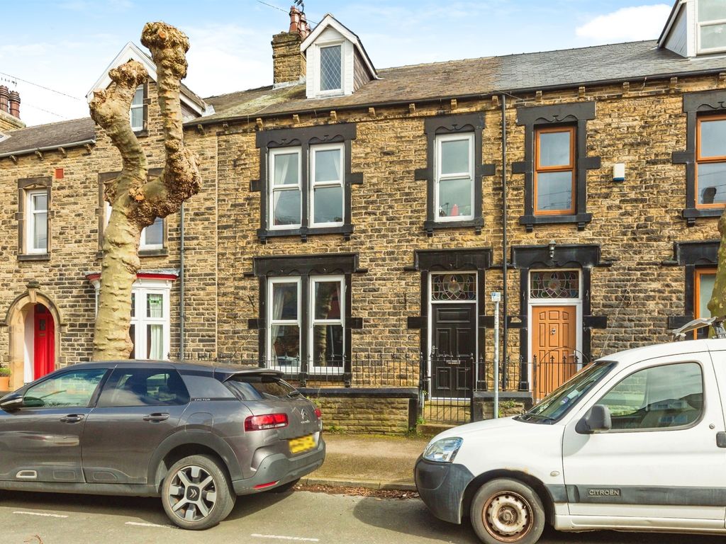 4 bed terraced house for sale in Longman Road, Barnsley S70, £250,000