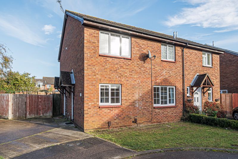 1 bed terraced house to rent in Norris Close, Abingdon OX14, £995 pcm