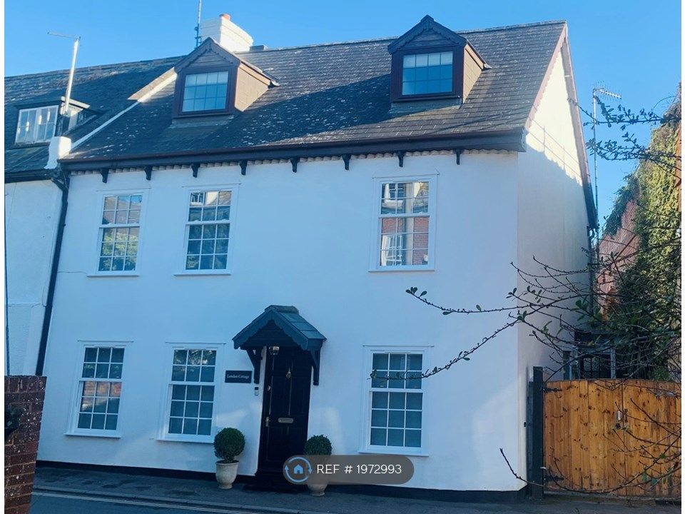 4 bed end terrace house to rent in The Strand, Lympstone, Exmouth EX8