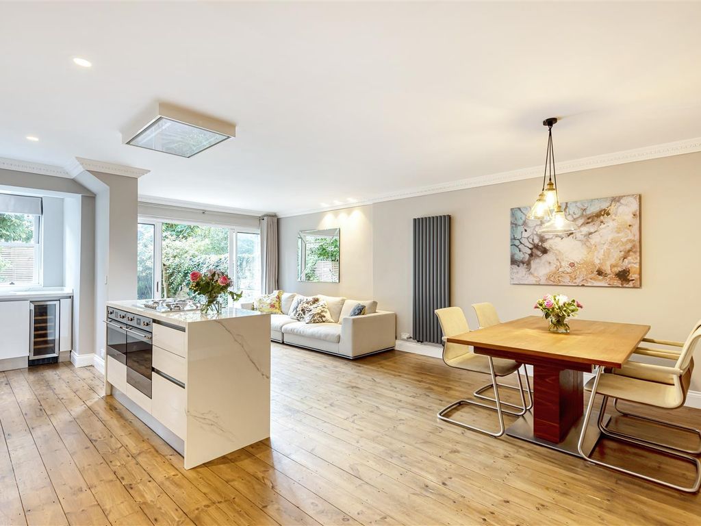 Regents Park Road, Primrose Hill NW1  