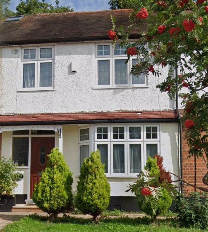 3 bed property for sale in Goat Lane, Enfield EN1, £545,000 Zoopla