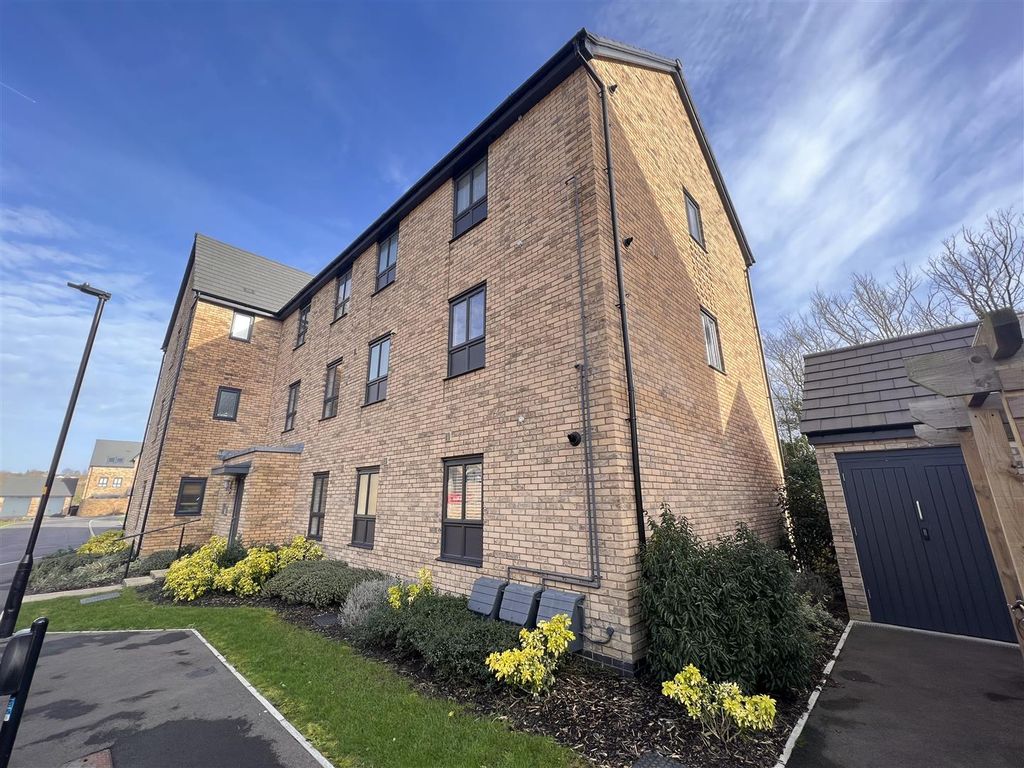 2 bed flat for sale in Chaddington Strand, Off Mill Lane, Swindon SN1