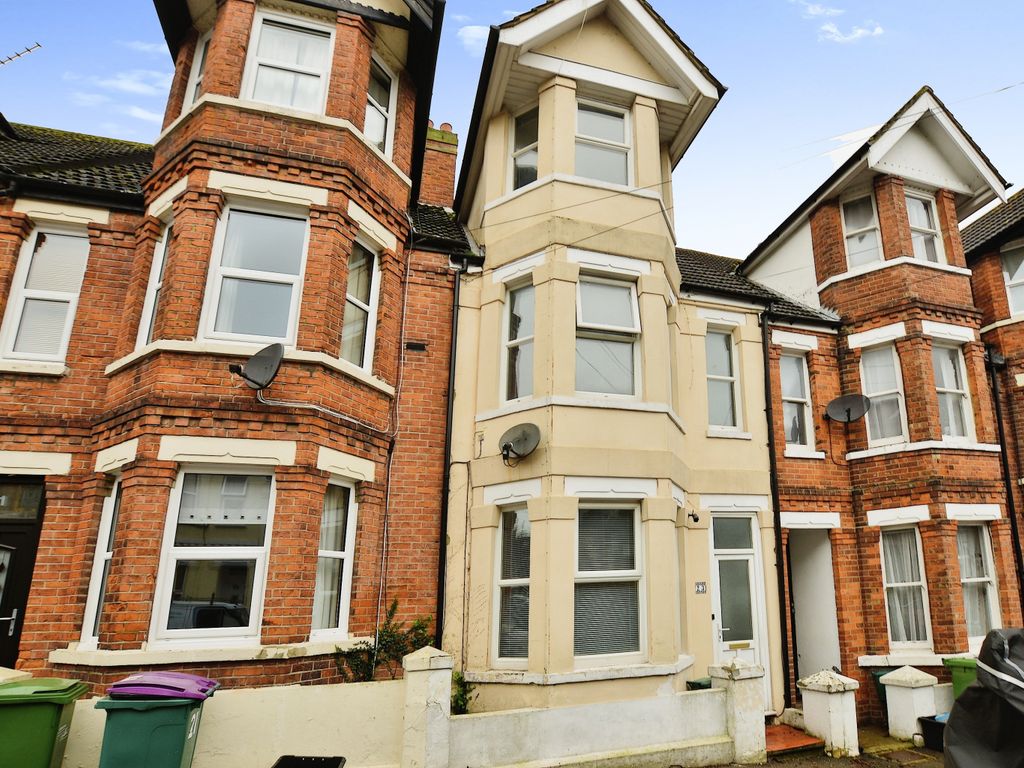 5 bed terraced house for sale in Victoria Road, Folkestone CT19 Zoopla