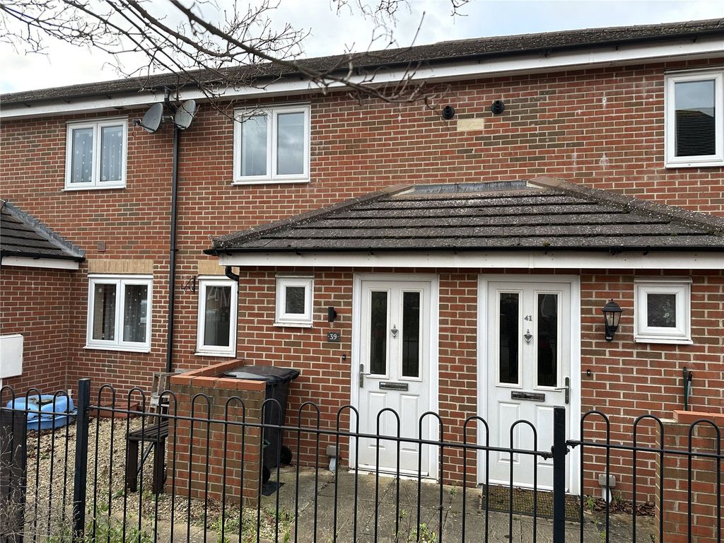 1 bed terraced house for sale in Greenways, Gloucester, Gloucestershire