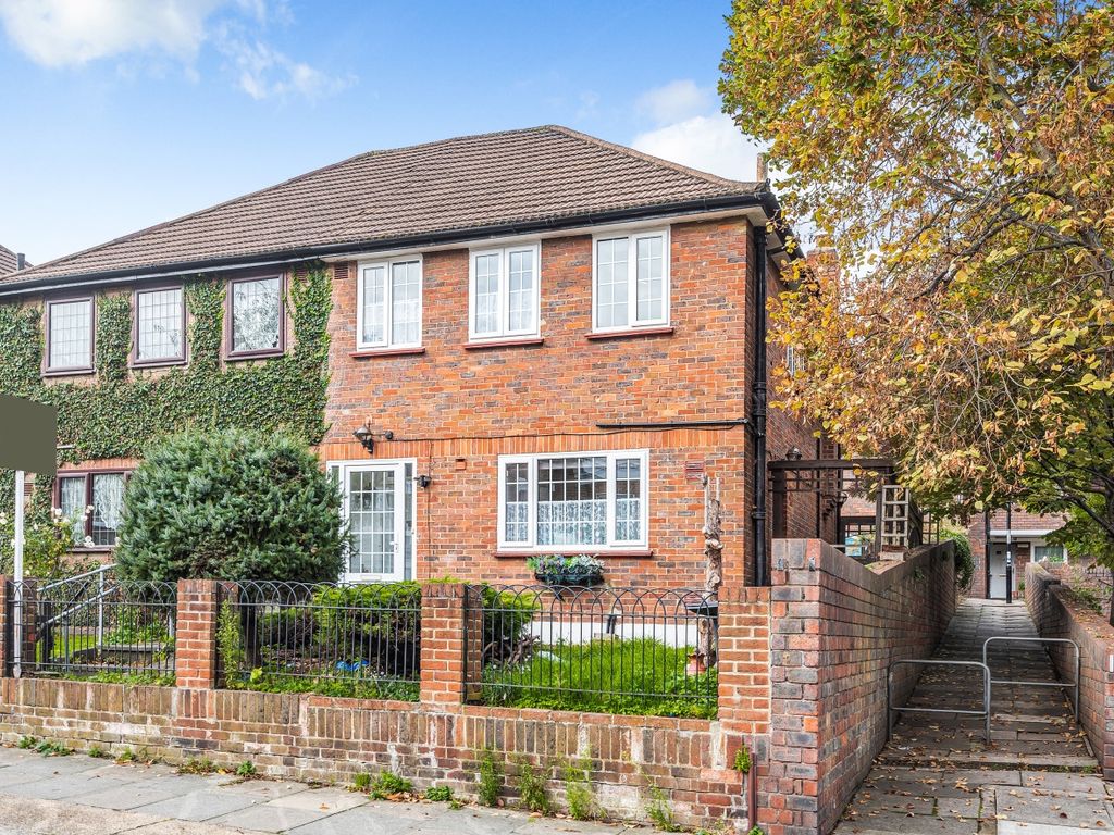 Wisteria Road, London SE13  