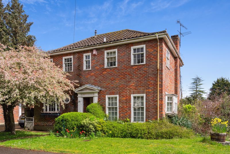 4 bed detached house for sale in The Farthingales, Maidenhead SL6 Zoopla