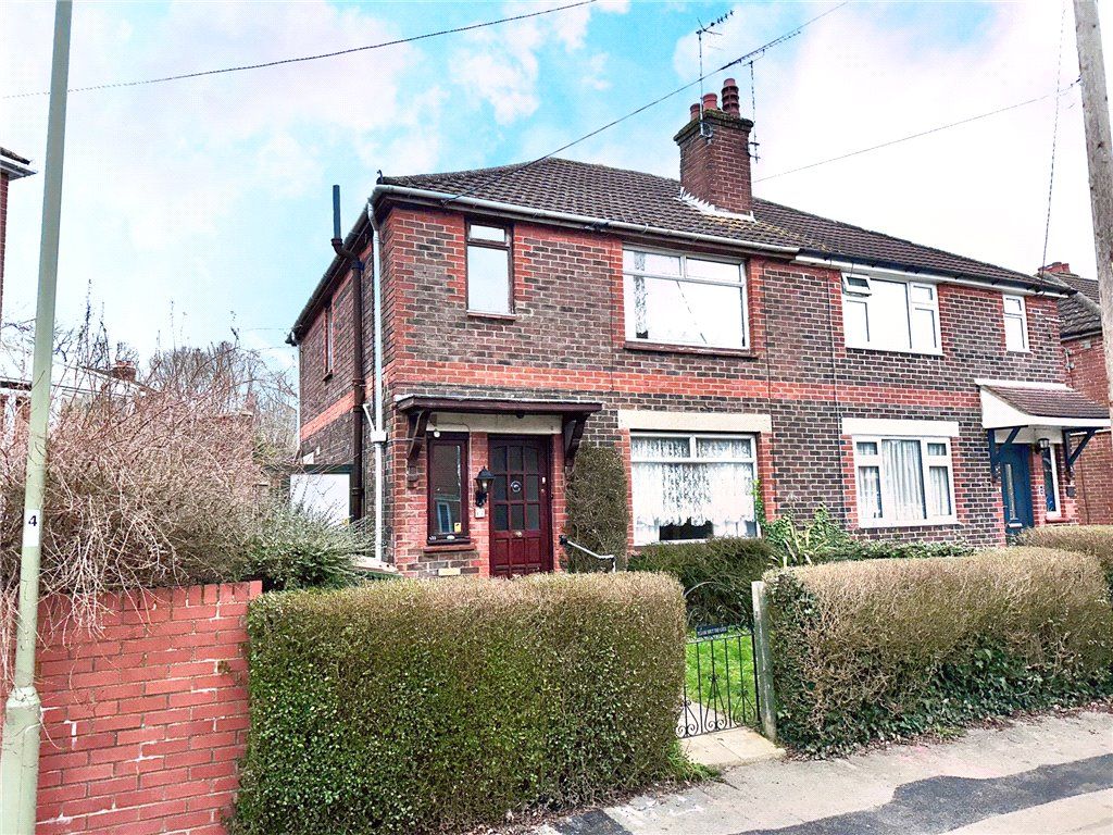3 bed semidetached house for sale in Longmead Avenue,