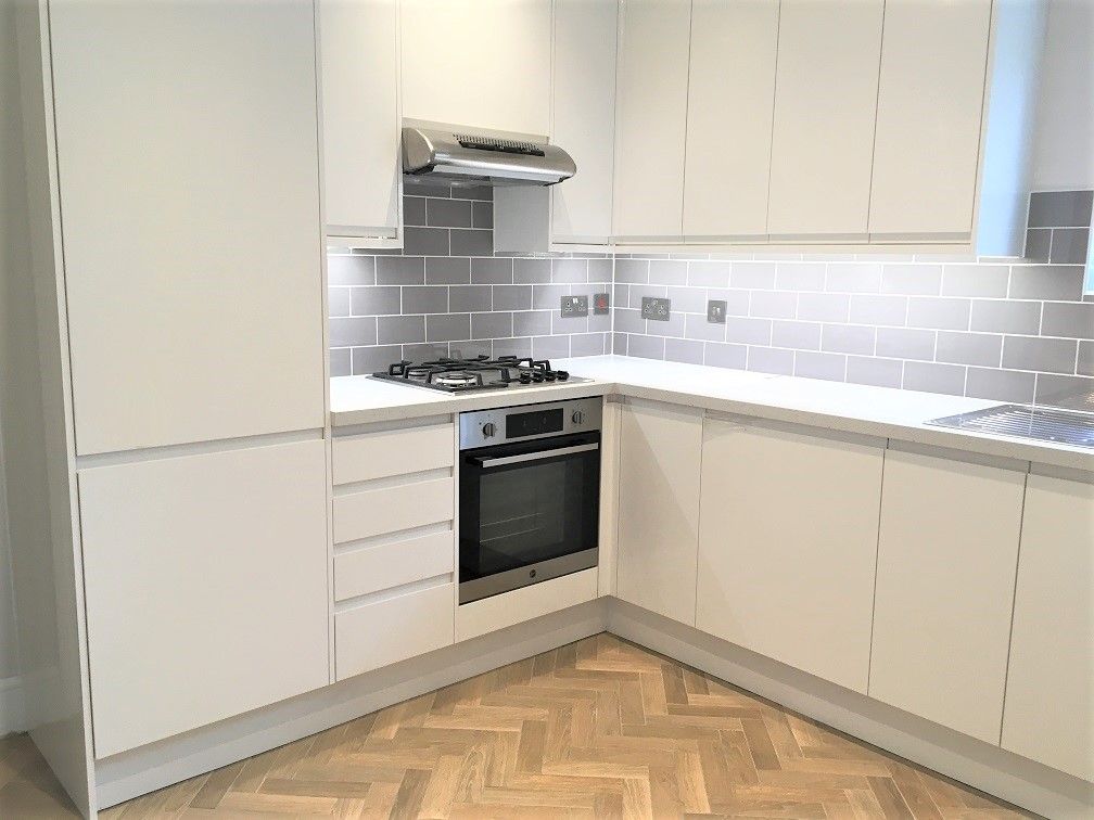 2 bed flat to rent in Seaford Road, Ealing W13, £2,000 pcm Zoopla
