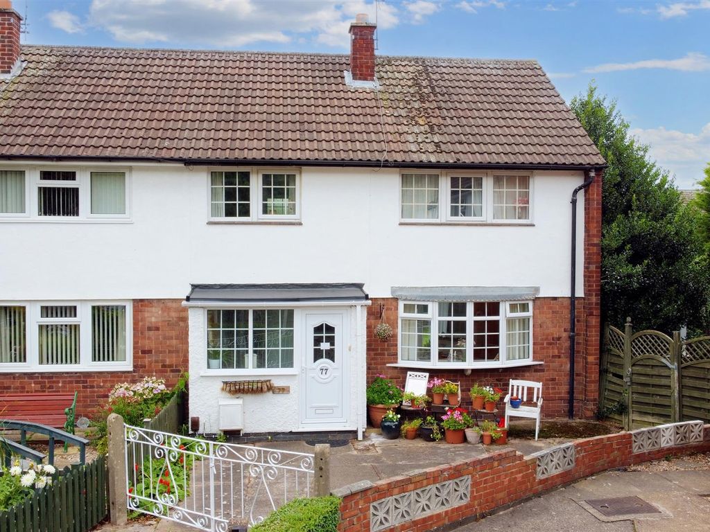 3 bed end terrace house for sale in Hanley Avenue, Bramcote, Nottingham