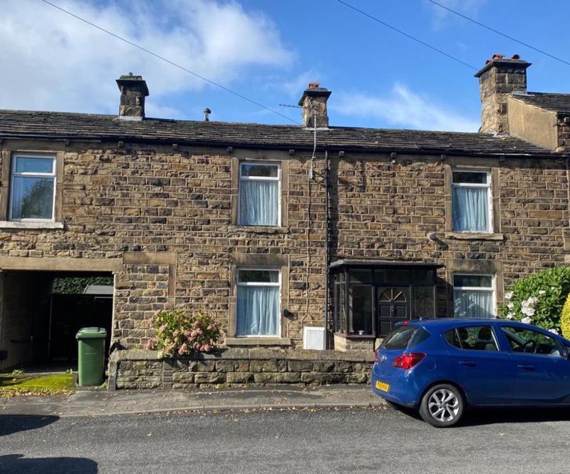 2 bed terraced house for sale in Oxford Road, Gomersal, Cleckheaton