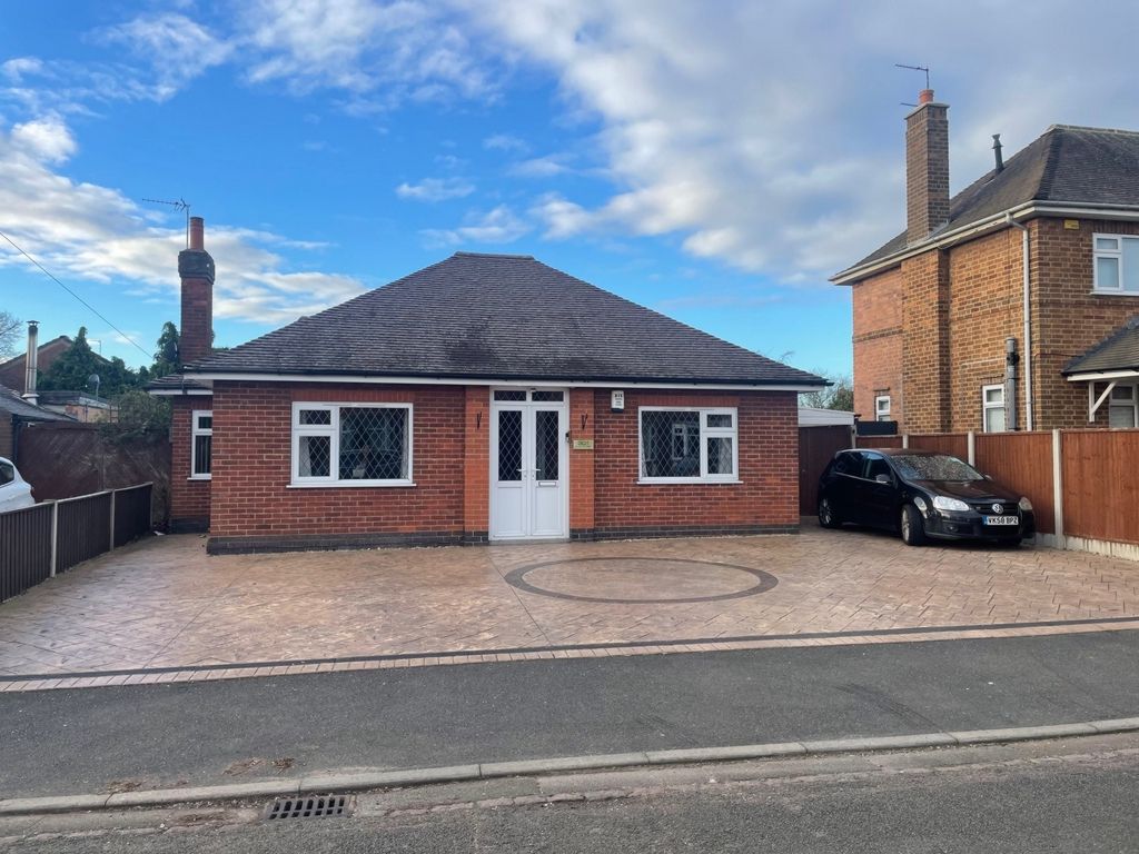 2 bed bungalow for sale in Curzon Street, Long Eaton NG10, £300,000