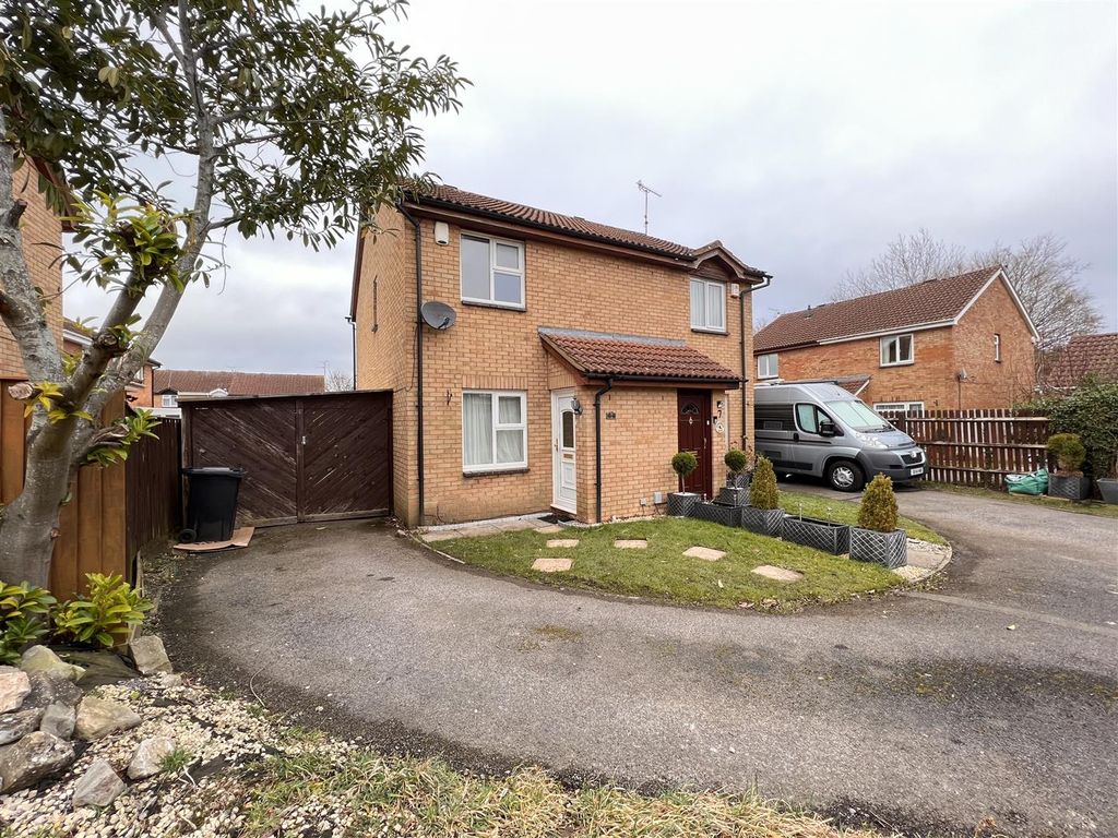 2 bed semidetached house for sale in Ramleaze Drive, Shaw, Swindon SN5