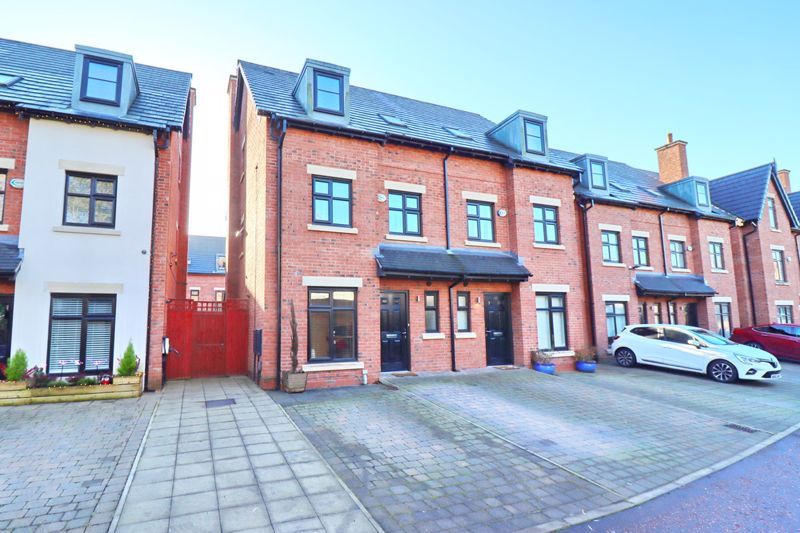 4 bed semidetached house for sale in Old Boatyard Lane, Worsley