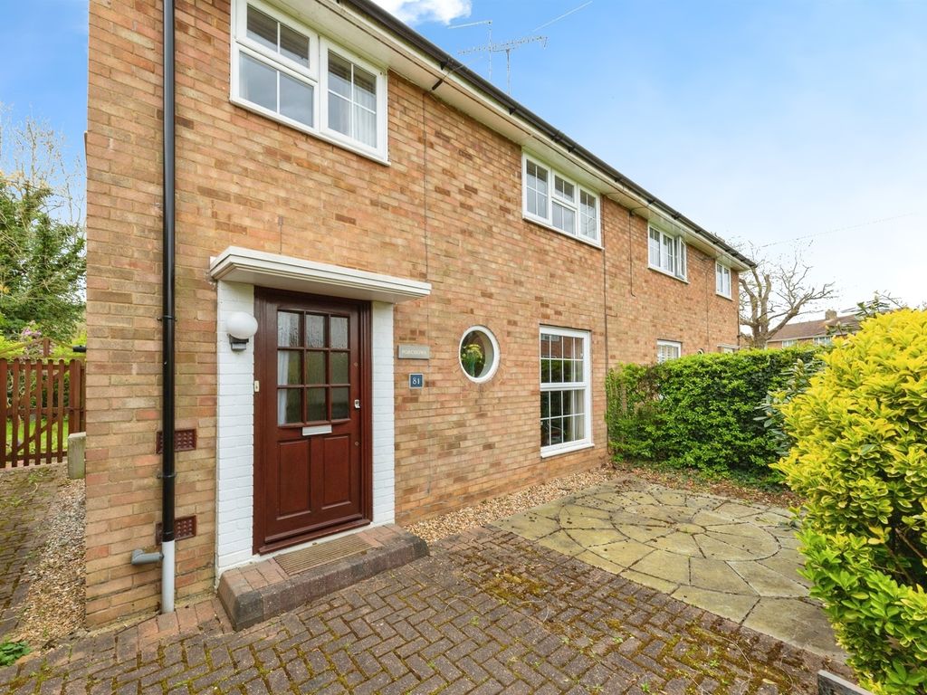 3 bed semidetached house for sale in The Commons, Welwyn Garden City