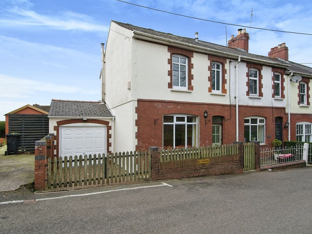 3 bed semidetached house for sale in Old Hill, Christchurch, Newport