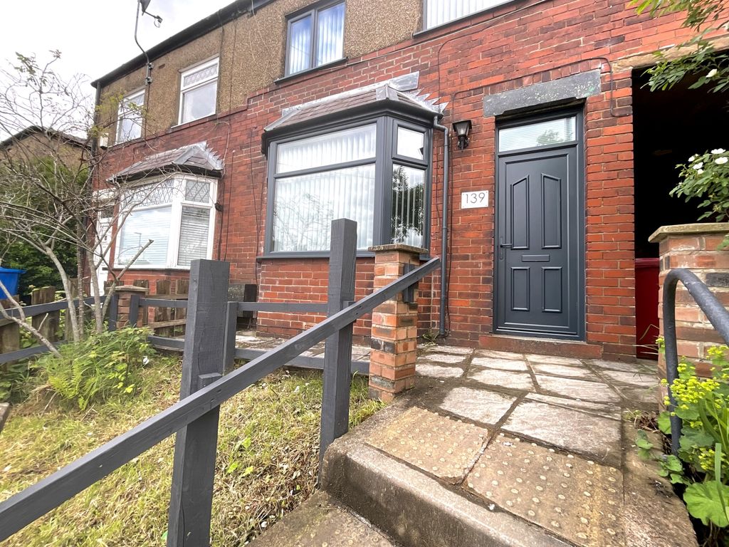 3 bed terraced house to rent in Rockcliffe Street, Blackburn