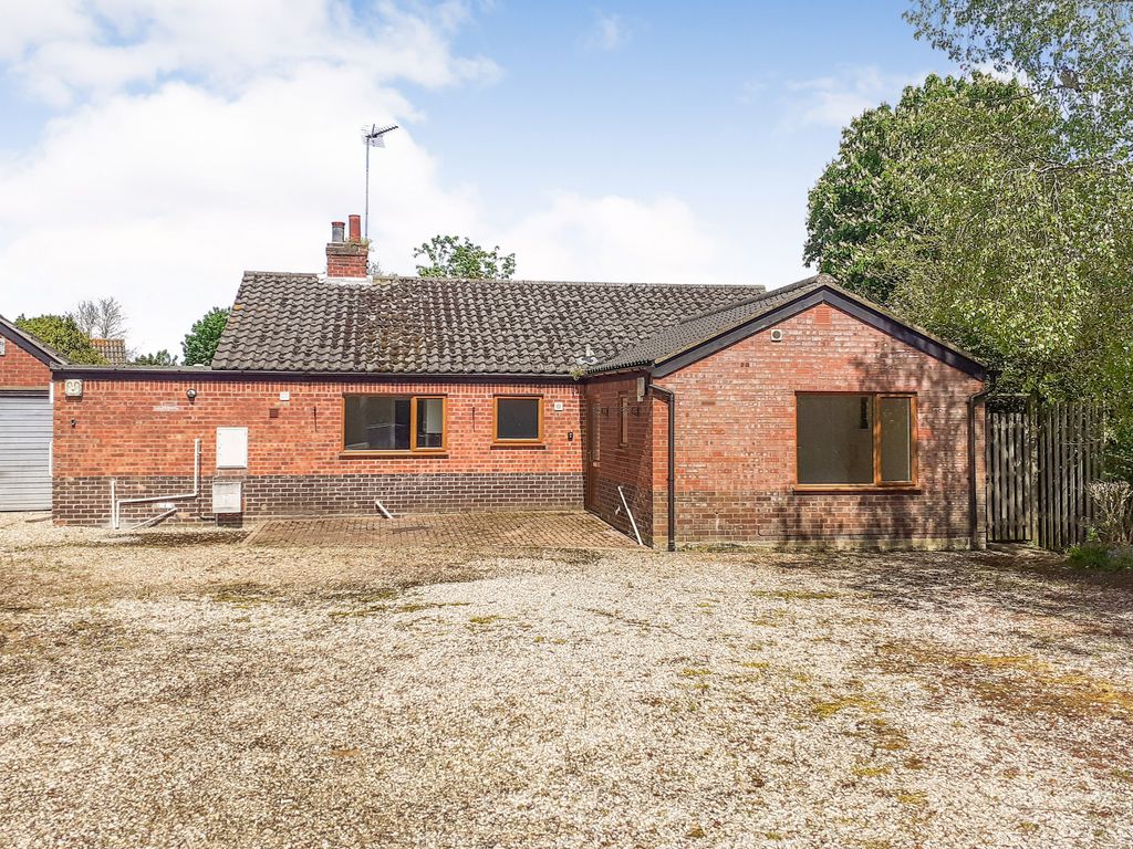 4 bed bungalow for sale in Fakenham Road, Great Ryburgh, Fakenham NR21