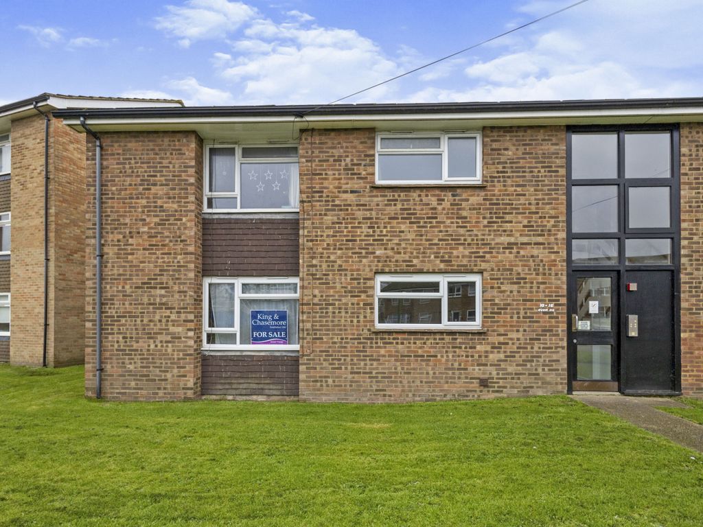 Douglas Martin Road, Chichester PO19  