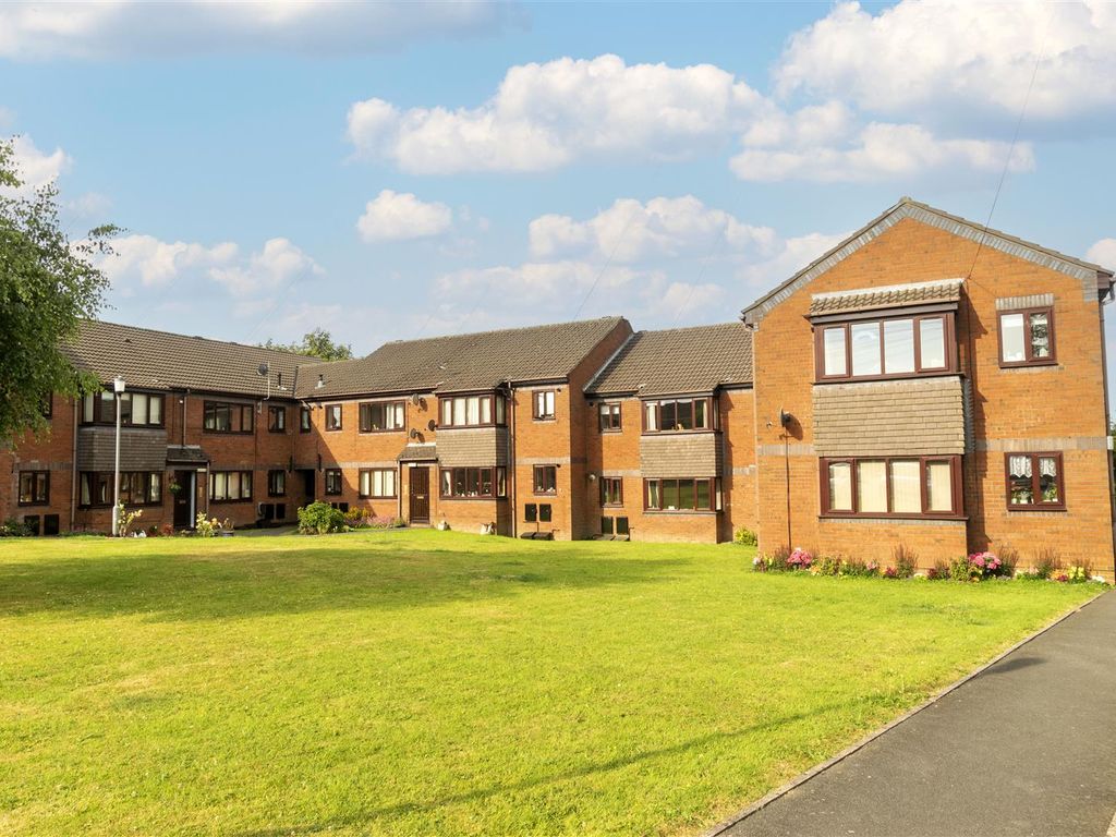 2 bed flat to rent in Shaw Royd Court, Yeadon, Leeds LS19 Zoopla