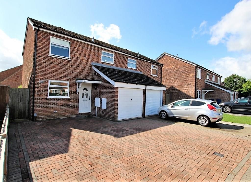 3 bed semidetached house for sale in Bodmin Close, Thatcham RG19 Zoopla