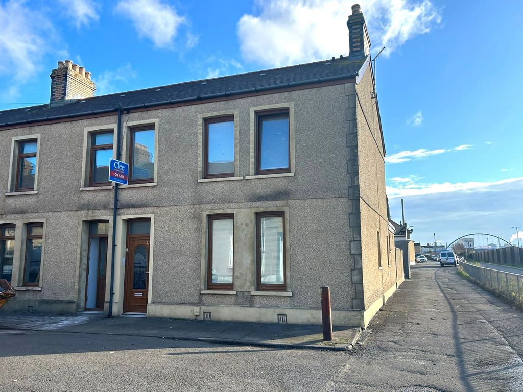 4 bed end terrace house for sale in Stair Street, Port Talbot, Neath