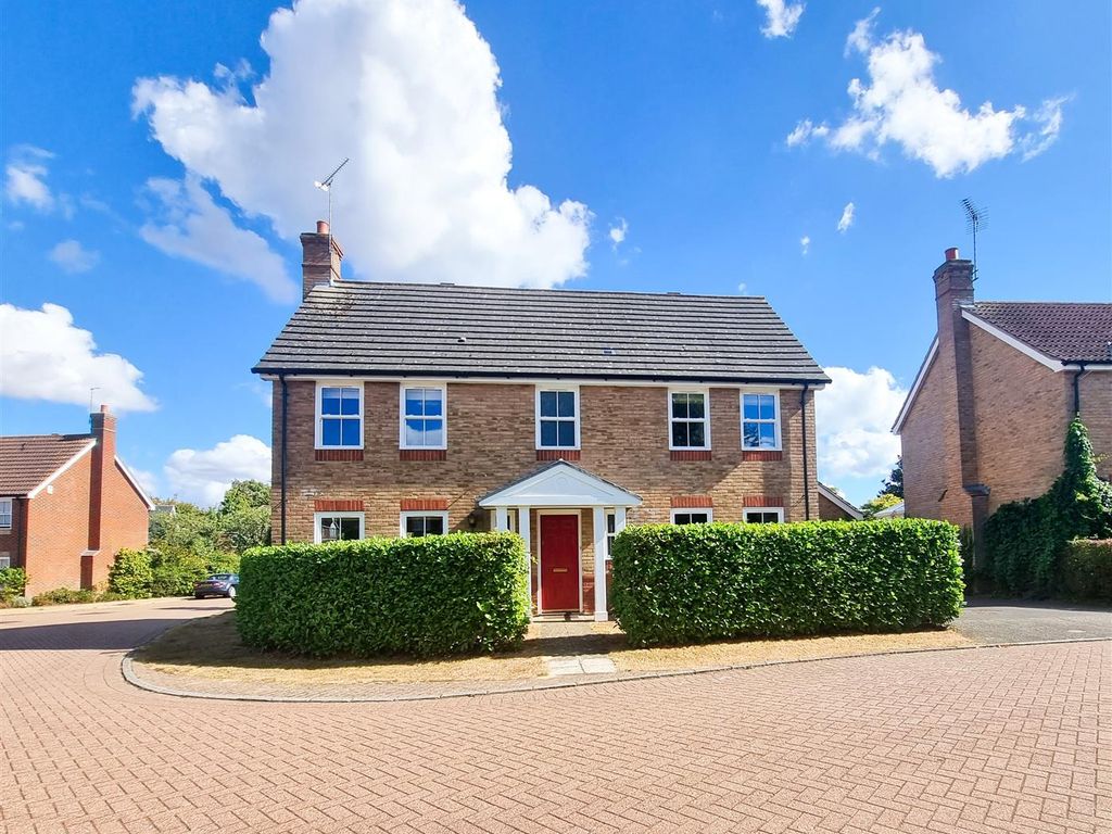 4 bed detached house for sale in Brettenham Crescent, Ipswich IP4 Zoopla