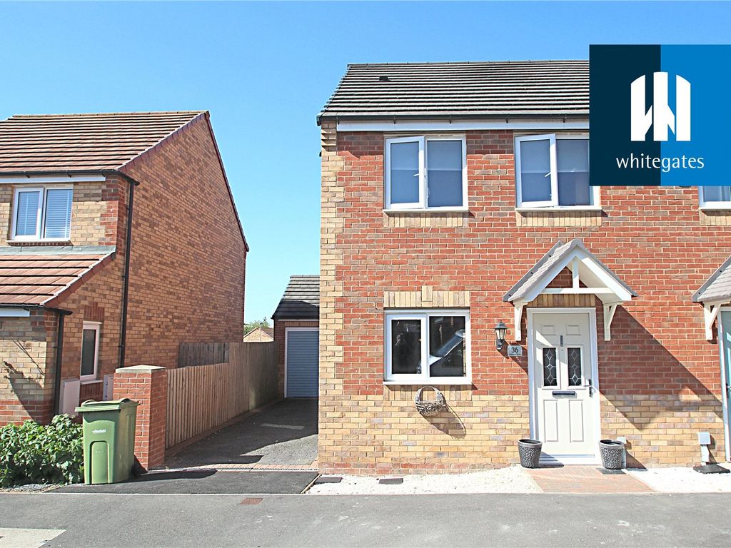 3 bed semidetached house for sale in Oakdale Drive, South Elmsall, Pontefract, West Yorkshire