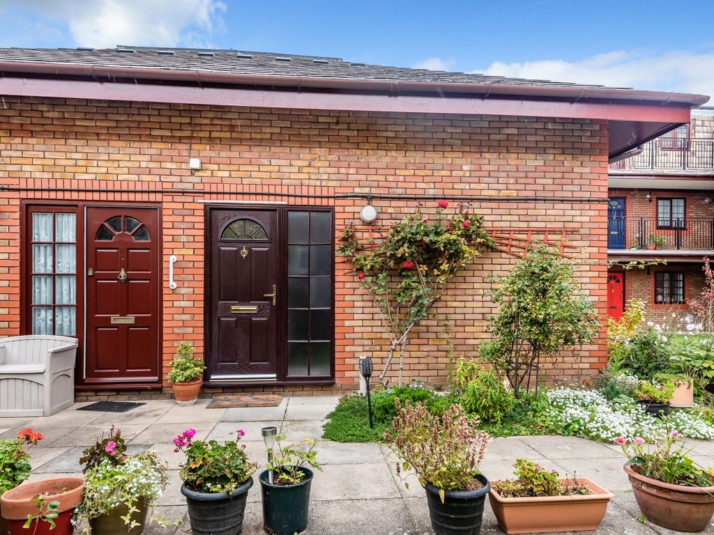 1 bed for sale in Footscray Road, London SE9 Zoopla