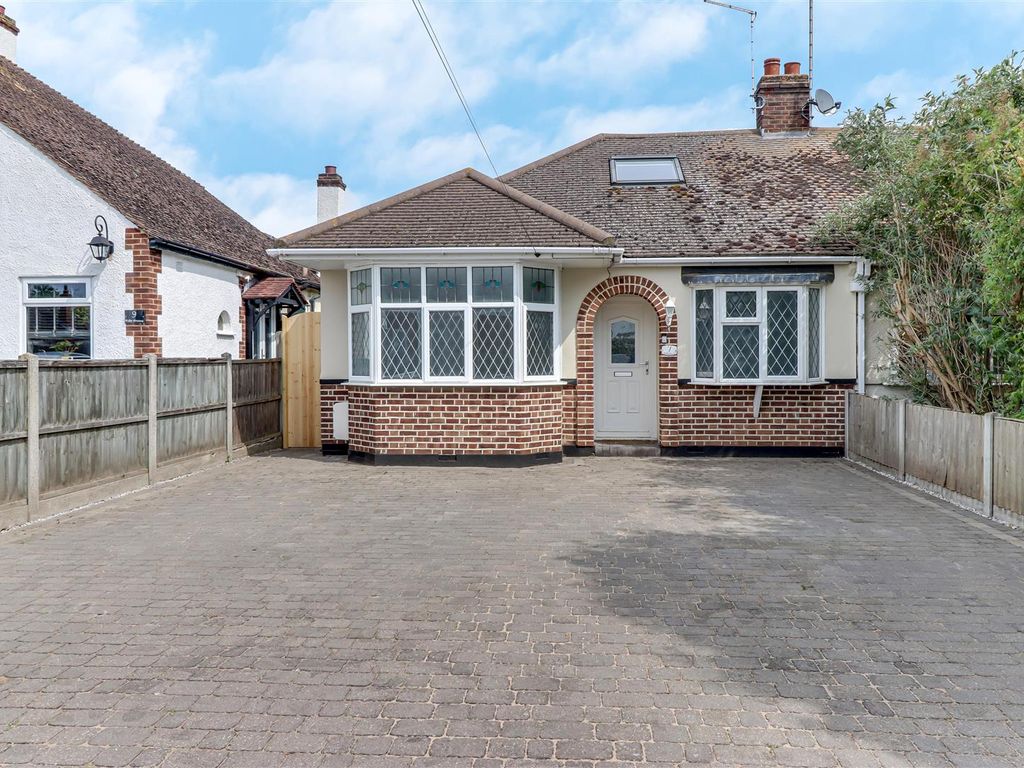 3 bed semidetached bungalow for sale in Wells Avenue, SouthendOnSea