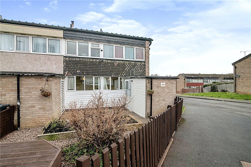 3 bed end terrace house for sale in Tilshead Close, Druids Heath