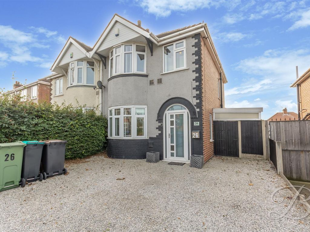 3 bed semidetached house for sale in Oak Tree Lane, Mansfield NG18, £