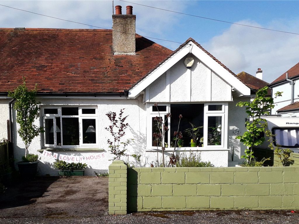 2 bed bungalow for sale in Mayfield Road, Bognor Regis, West Sussex