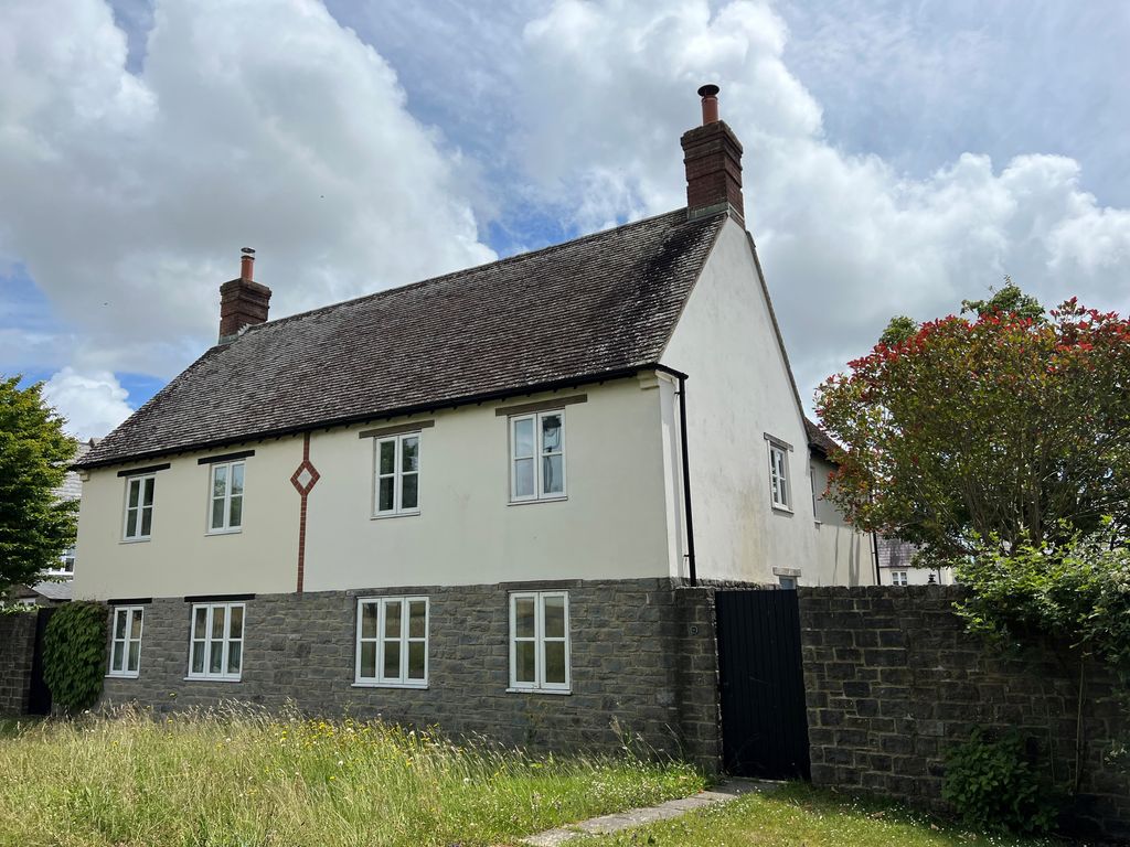 3 bed semidetached house to rent in Holmead Walk, Poundbury