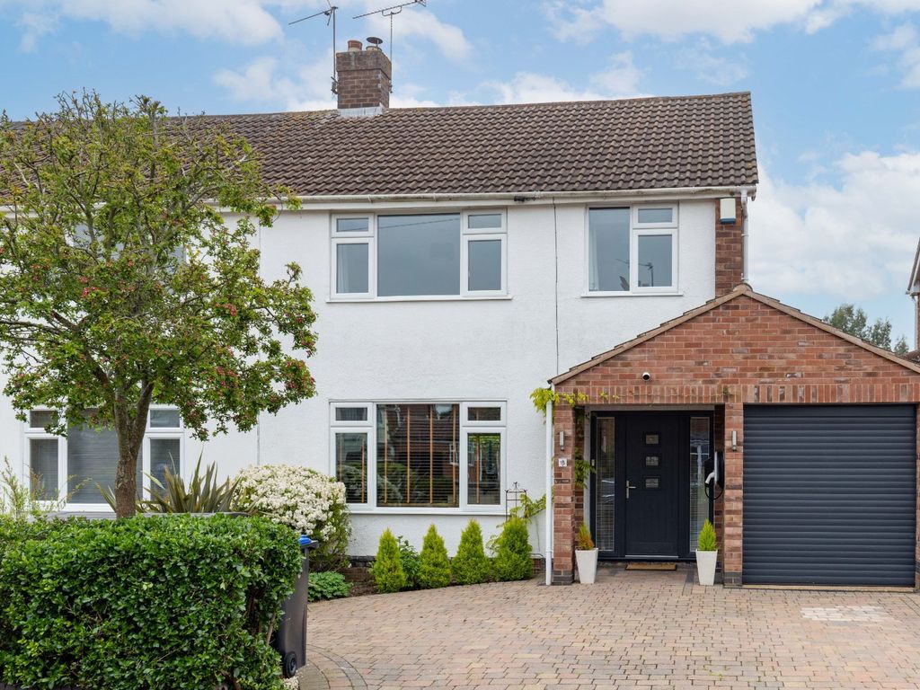 4 bed semidetached house for sale in Dunblane Drive, Leamington Spa