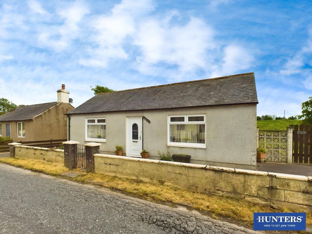 2 bed detached bungalow for sale in Lochleaze, Eaglesfield, Lockerbie DG11, £195,000 Zoopla